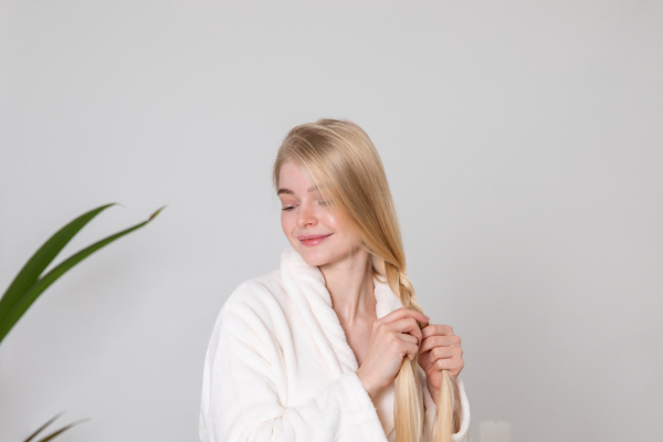 Топ-10 самых популярных средств ESTEL: от краски до масок.