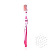 Зубная щетка Aquafresh Interdental средней жесткости