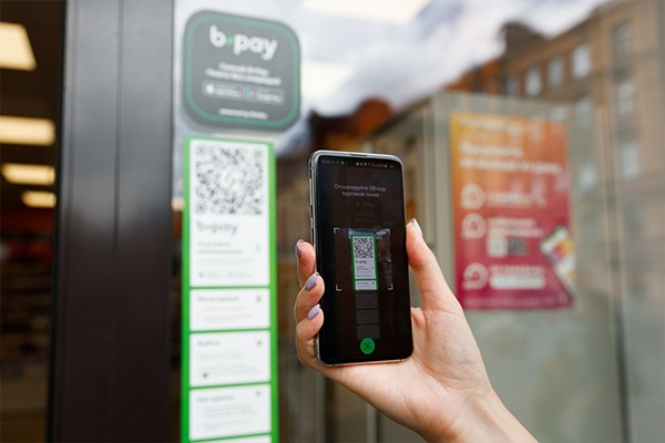«Улыбка радуги» запустила оплату без кассиров в приложении B-Pay.