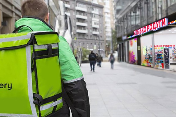 «Улыбка радуги» запускает доставку товаров через Delivery Сlub.